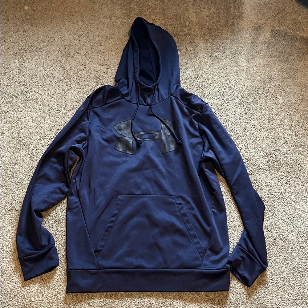 Under Armour men’s small sweatshirt